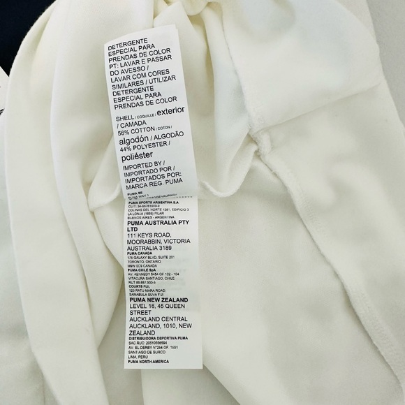 NWT Womens puma Sweatshirt size XS - Picture 4 of 4
